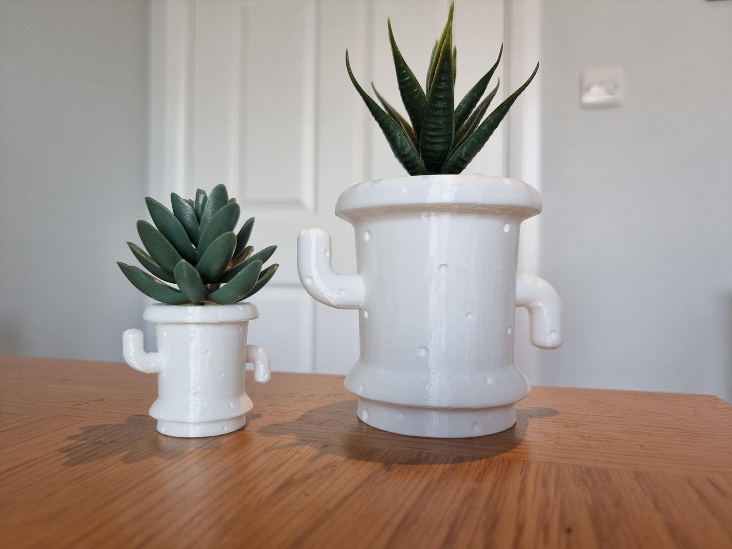 Animal Crossing Gyroid Lloid Plant Pot – Cute 3D Printed Planter for Succulents, Cacti, and Decor – Painted or Unpainted – 3 Sizes